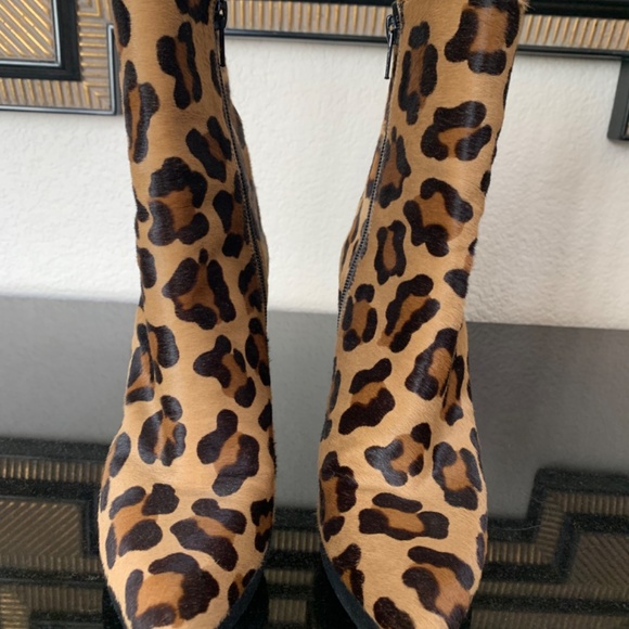 Leopard Print Pony Hair Ankle Boots - Size 7 - Picture 9 of 9